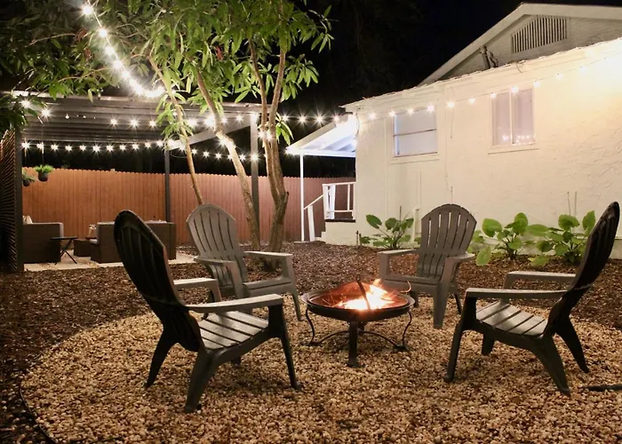 3 Bedroom Modern Ybor City Home- Pet Friendly