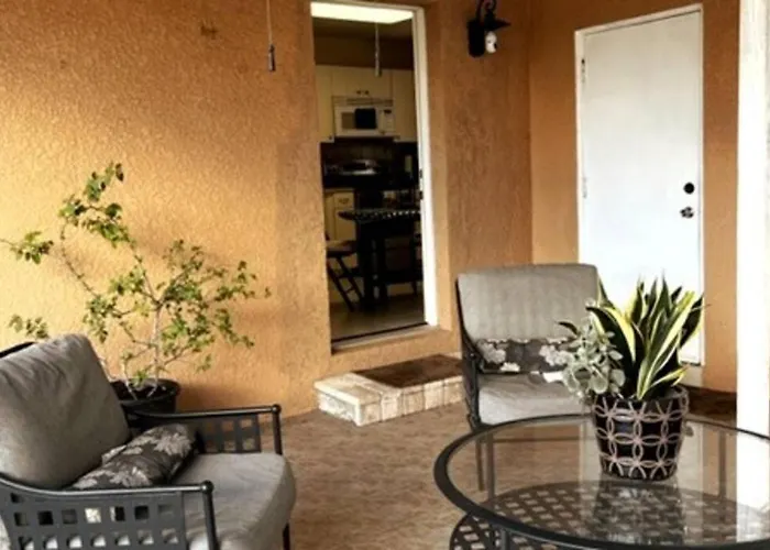 House Close To Downtown, Airport, Raymond James Stadium, And Many More Places