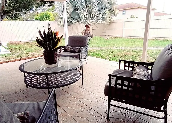 House Close To Downtown, Airport, Raymond James Stadium, And Many More Places